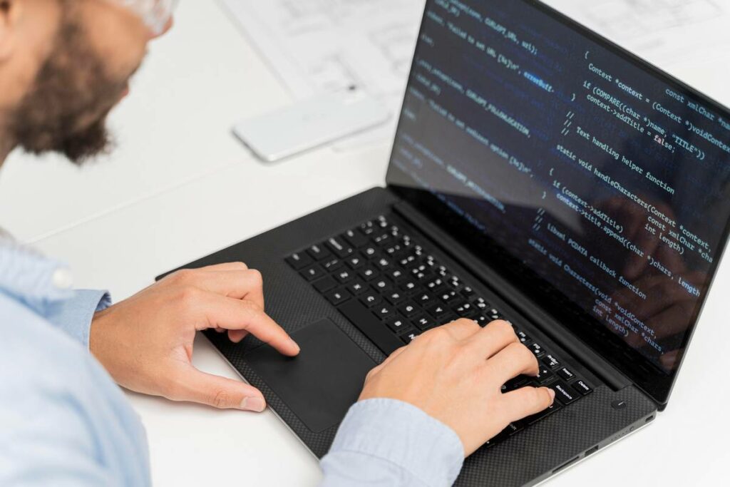 frameworks de desenvolvimento de software